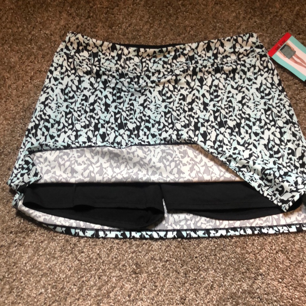 NWT Tranquility Spandex / Poly Women’s Skort - Picture 4 of 8